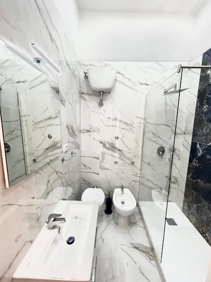 Naples Apartment Plebiscito Zewnętrze zdjęcie